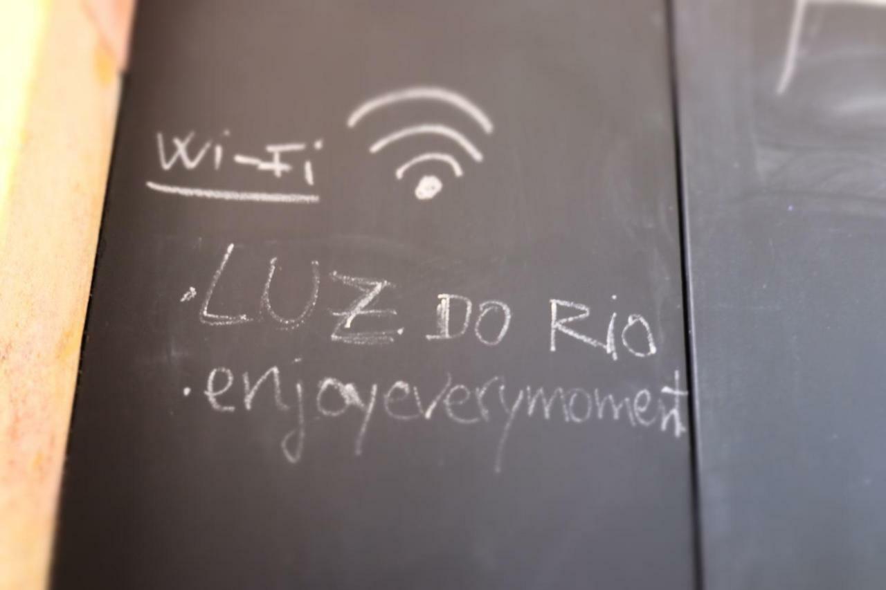 Luz Do Rio Apartment Lisbon Luaran gambar